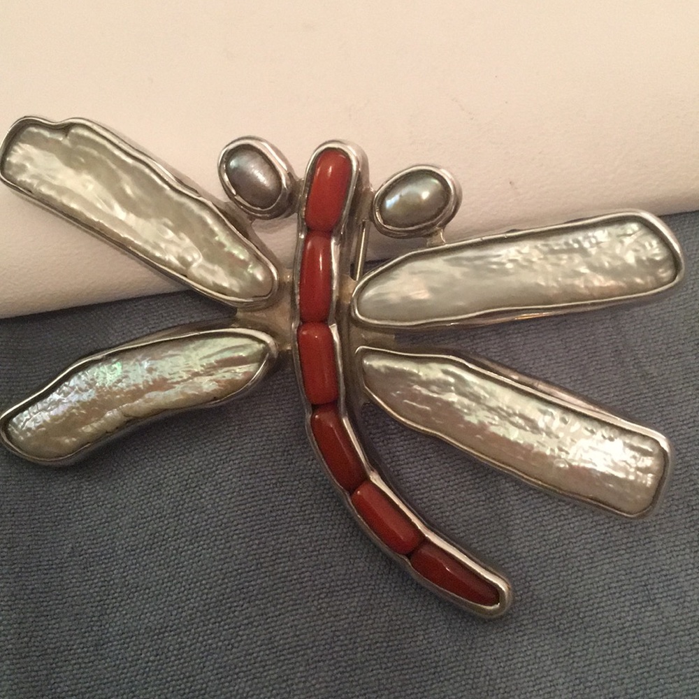 Echo of the Dreamer Dragon Fly Pearl Pin/Brooch